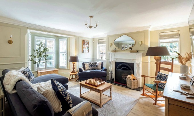 Kinoulton House | Cherry Trees Farmhouse