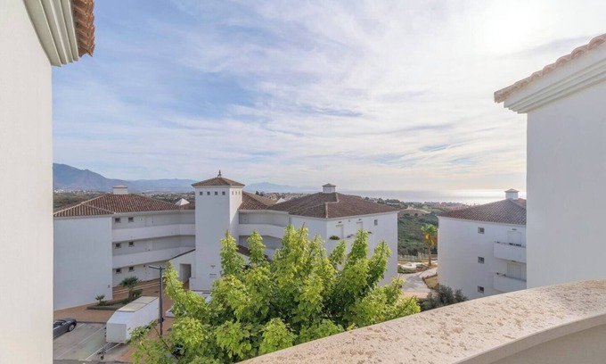 Manilva Apartment | Chic apartment with sea and mountain views.Pool |2BR|4Min from the beach|.