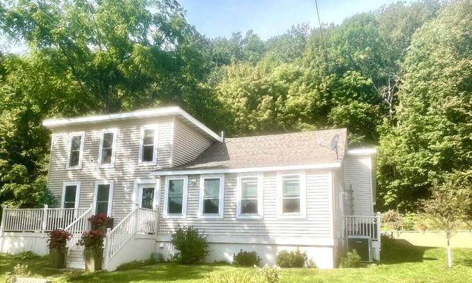 Taylors Falls House | Chic Boho-Luxe Getaway Near the St. Croix River - Near Trollhaugen & Wild Mt.