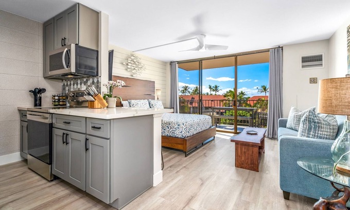 Kihei Condo | Chic & Elegant Oceanfront Vistas