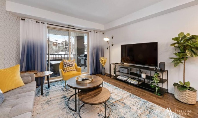 East Kootenay Apartment | Chic Retreat, Modern, Pool, Hot Tub, Gym