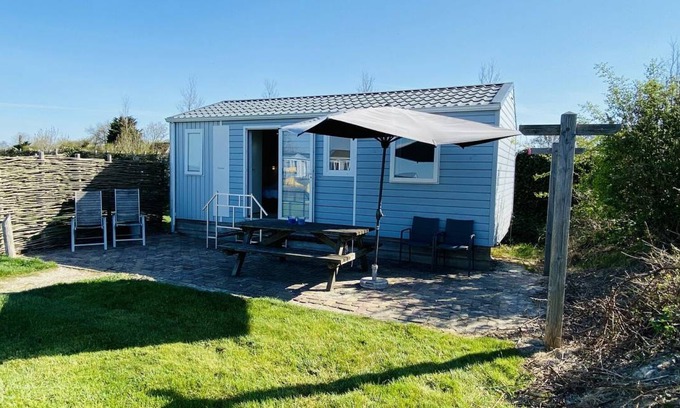 Meliskerke House | Child friendly 4-person mobile home on a farm campsite near Zoutelande