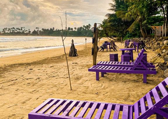 Dickwella Hotel | Chill and Wave Beach Hotel
