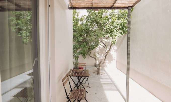 Kato Galatas House | Chill Out Apartments