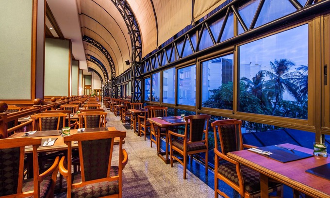 North Pattaya Hotel | Cholchan Pattaya Beach Resort