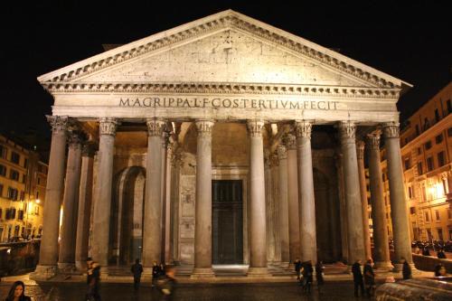 Rome City Centre Apartment | Ciao Bella Stella