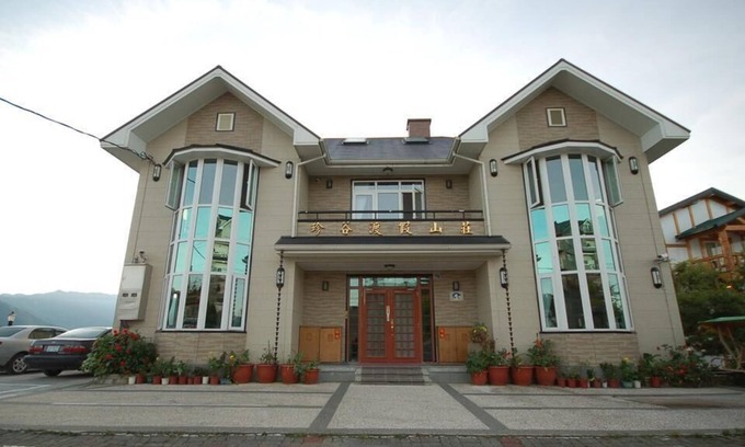 Ren'ai House | Cingjing Farm Jenku Villa
