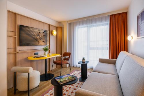 Quartier Saint-Ambroise Apartment | Citadines République Paris