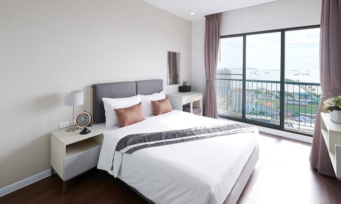 Si Racha Hotel | Citi Resort at Sea Sriracha