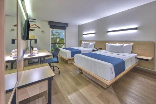 Playacar Fase II Hotel | City Express by Marriott Playa del Carmen