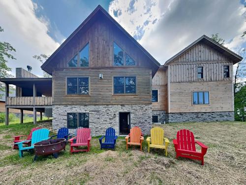 McHenry House | CJs Mountain Lodge