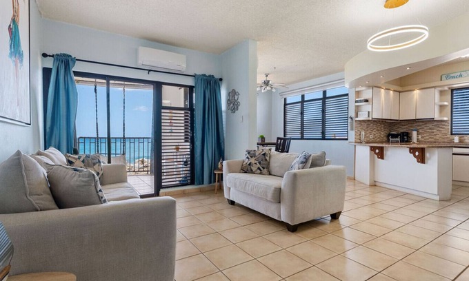 Stella Apartment | Claje Sunset! Beachfront condo at Victoria del Mar 1E