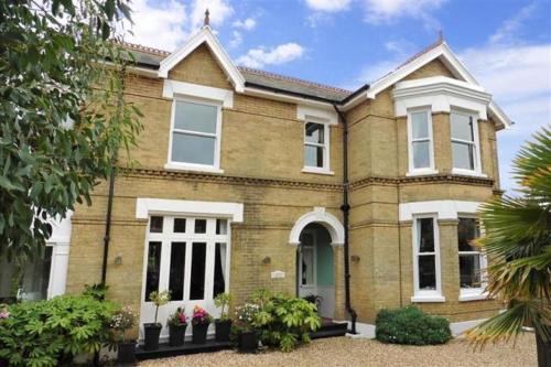 Shanklin Apartment | Clarence House Shanklin