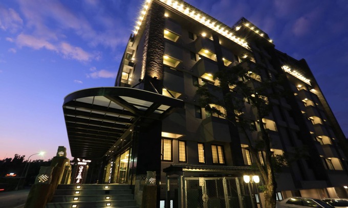 Talintsun Hotel | Classic Hotel Shvatan