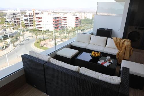 Els Arenals del Sol Apartment | CLAUDIA I