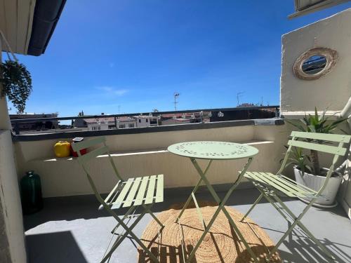Gares Apartment | Clim et terrasse cœur de ville