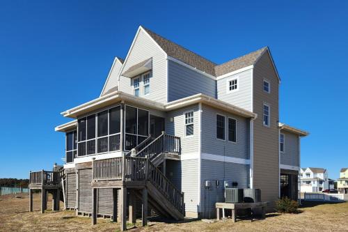 Buxton House | Clownfish #3A-CAC