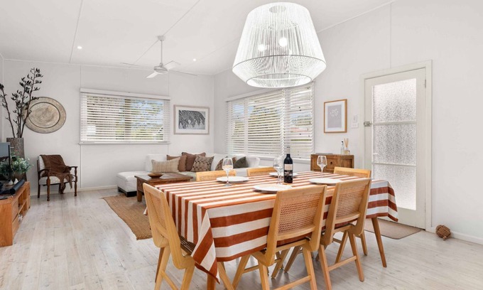 Huskisson House | Cly13 - Whitewash Cottage by Experience Jervis Bay
