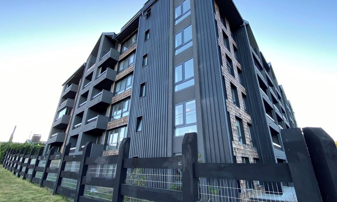 Puerto Varas Apartment | Coastal apartment with lake view, heated swimming pool and jacuzzi
