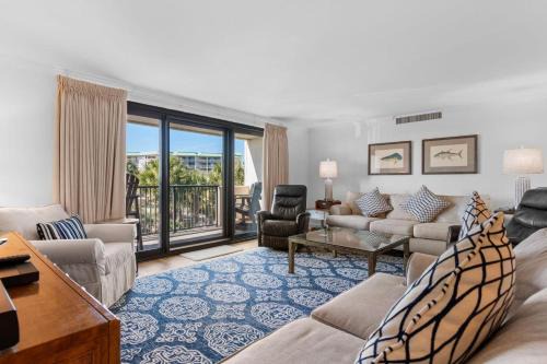 Litchfield by the Sea House | Coastal Charm 3BR Condo with Resort Amenities