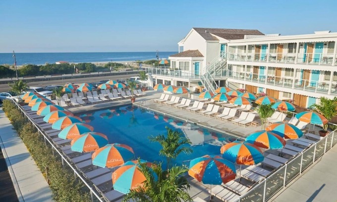 Cape May Hotel | Coastal Oasis – Poolside Fun, Bikes & Ocean Breezes