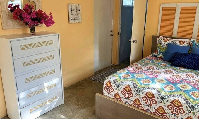Isabel II Apartment | Coco Caribe Guesthouse romantic, secluded and modern.
