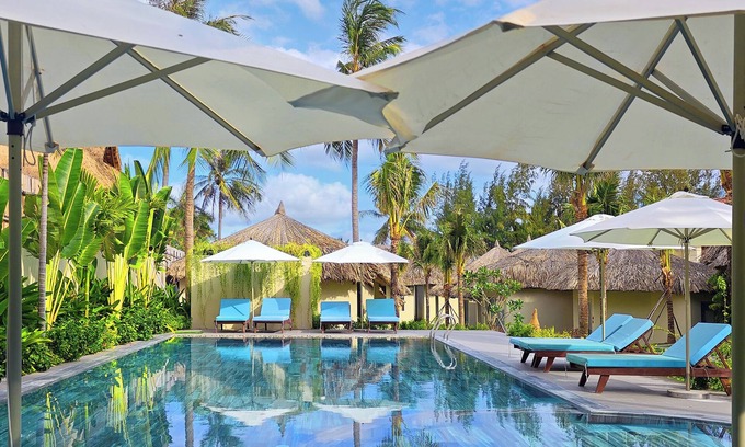 Central Mui Ne Beach Hotel | Coco Cottage Beachfront Resort