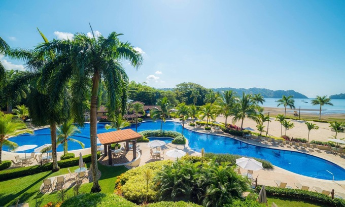 Herradura Villa | Colina 5D - 3 bdr 2 Bath Family