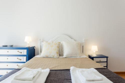 Faro Apartment | Color me Happy - 2 bedrooms apartment near Forum Algarve