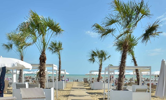 Bibione Apartment | Comfortable Sea-front Flat
