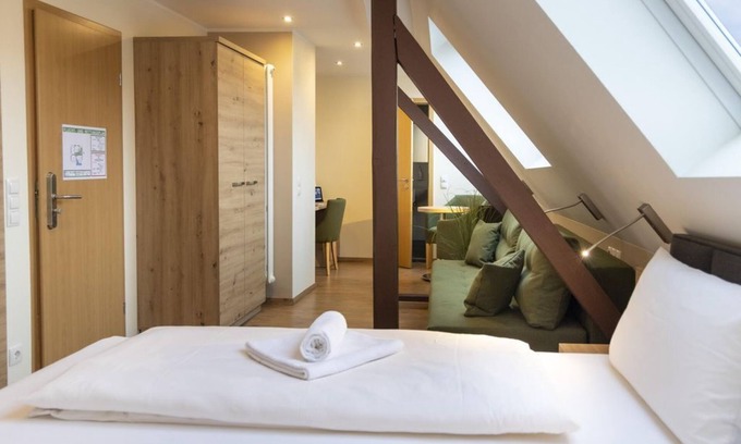 Rhens House | Comfort double room GH-early booking rate - AKZENT Hotel Roter Ochse