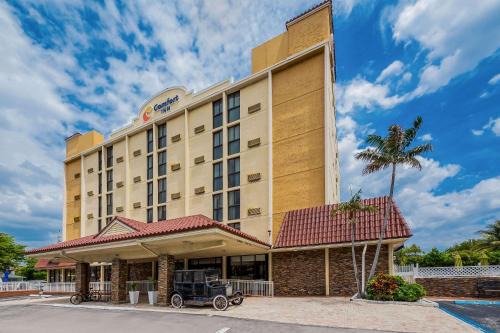Deerfield Beach Hotel | Comfort Inn Oceanside Deerfield Beach