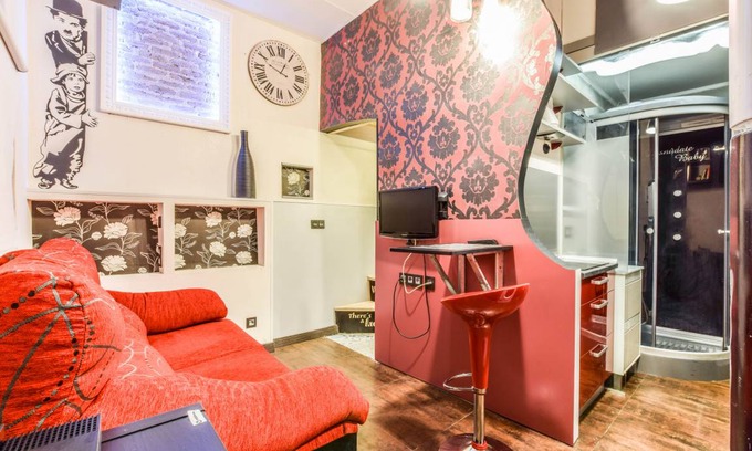 Embajadores Apartment | COMFORTABLE APARTMENT LAVAPIES