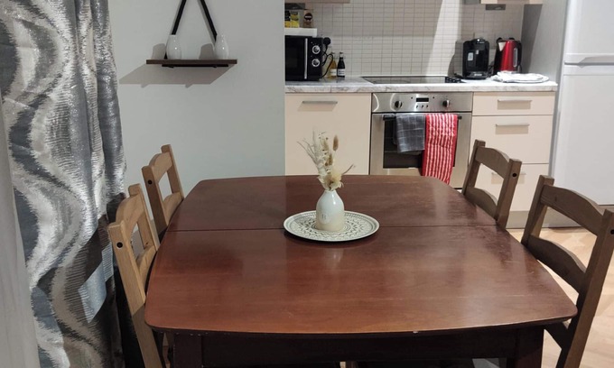 Colchester Apartment | Comfortable Stunning 2-bed Apartment in Colchester