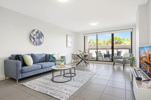 Parramatta Apartment | Comfy 2BR in Parramatta central with free parking