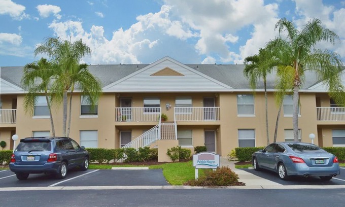 Palm River Estates Condo | Comfy-Cozy Condo in Great North Naples Location