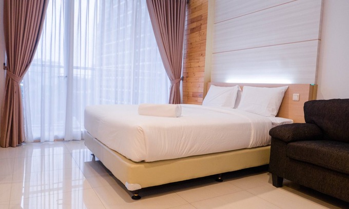 Hegarmanah Apartment | Comfy Studio At Dago Suites Apartment