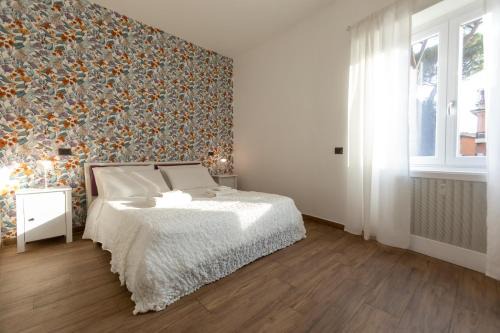 Vatican House | Comfy Vatican Suite