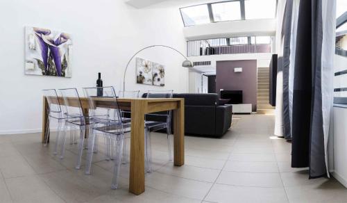 Como City Centre Apartment | ComoLoft