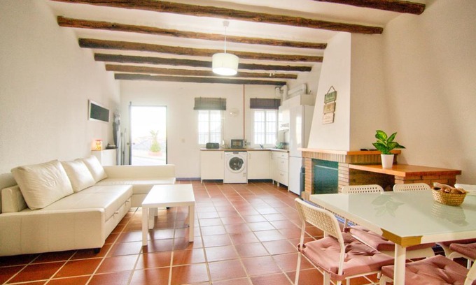 Benaocaz Apartment | Con el Alma
