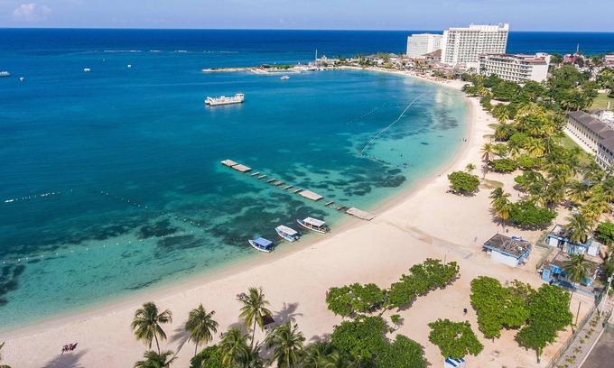Ocho Rios Hotel | Conch Shell Studio at Sandcastles