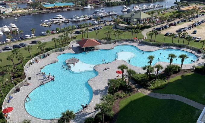 North Myrtle Beach Condo | Condo ∙ 3 bedrooms ∙ 6 guests