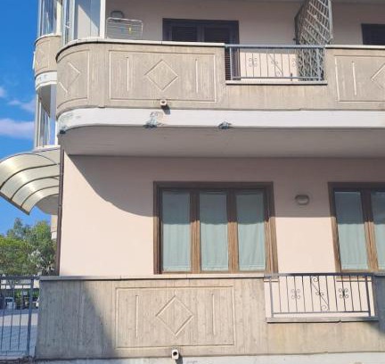 Pineto Apartment | CONDOMINIO MAURIZIO A MARE