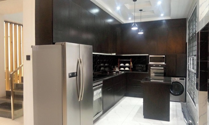 Akure Villa | Contemporary 4 Bedroom Home With VR Room and Starlink Internet