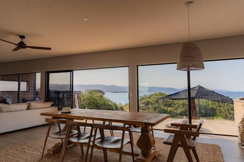 Bicheno House | Cooinda - on the beach - Bicheno