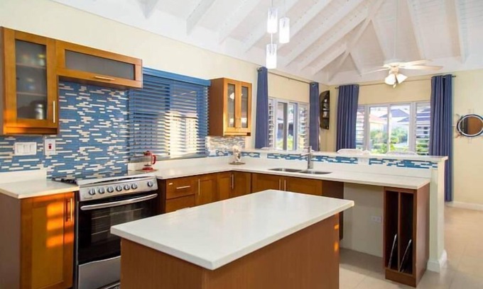 St. Ann's Bay Apartment | Coolshade Villa at Richmond