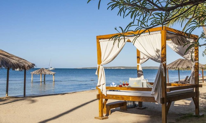 Carenero Hotel | Copamarina Beach Resort & Spa