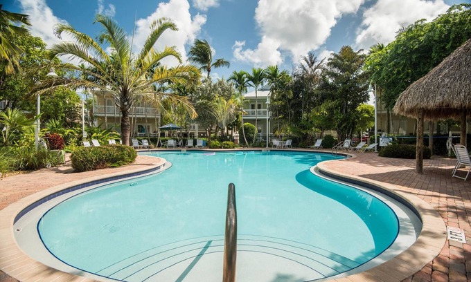 Key West Villa | Coral Villa by AvantStay | Close 2 DT Key West | Shared Pool & Patio!