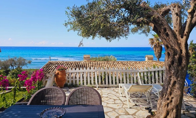 Parelia Apartment | Corfu Glyfada Menigos Resort 24
