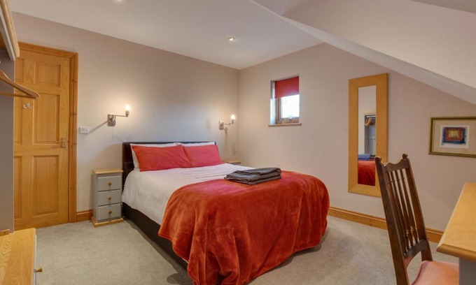 Llanfarian House | Corlan Aber
